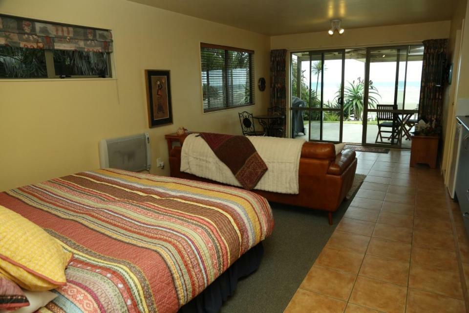 Gems Seaside Lodge อาฮิพารา ภายนอก รูปภาพ