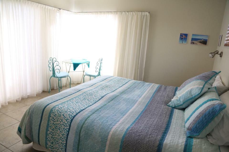 Gems Seaside Lodge อาฮิพารา ภายนอก รูปภาพ